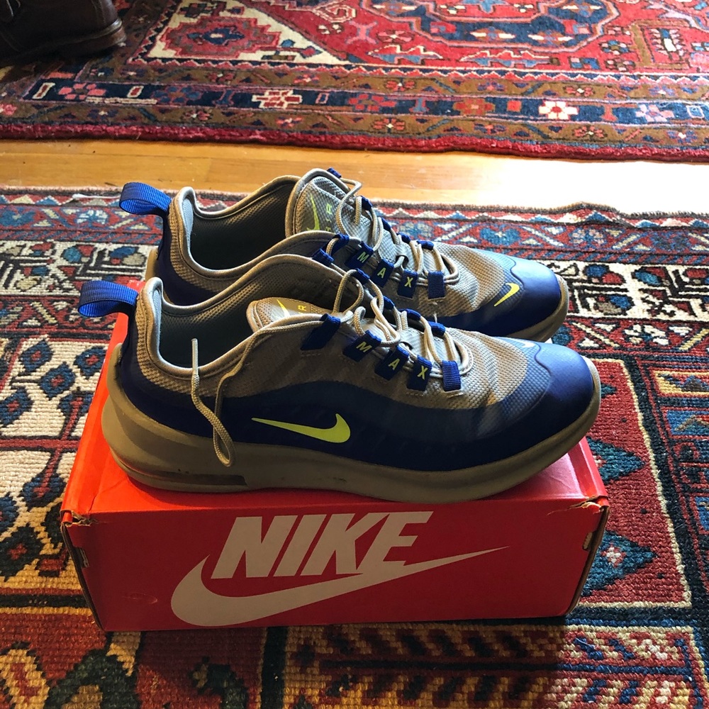 Nike AirMax sneakers
